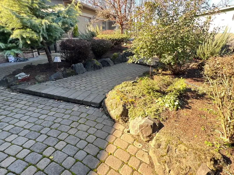 Hardscape and grading in Salem, OR | Noosh